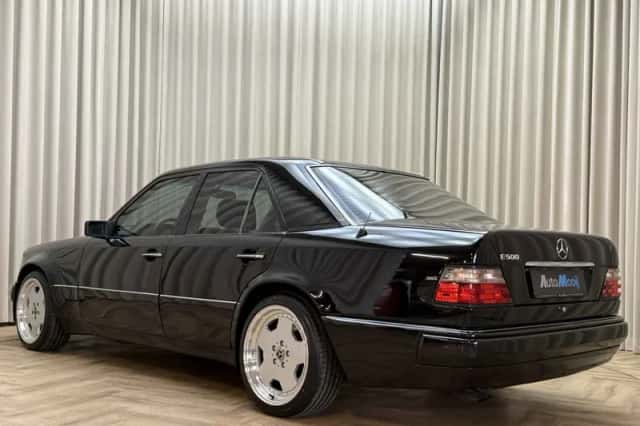 Mercedes-Benz E-Klasse (1992) thumbnail 6