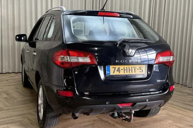 Renault Koleos (2008) thumbnail 6
