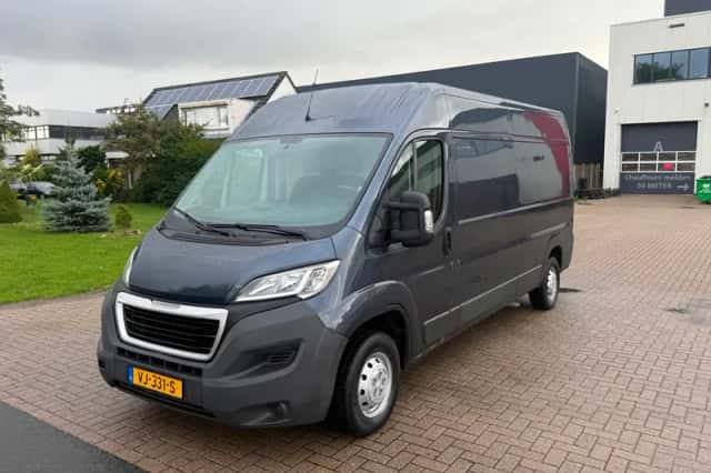 Peugeot Boxer (2014) thumbnail 3