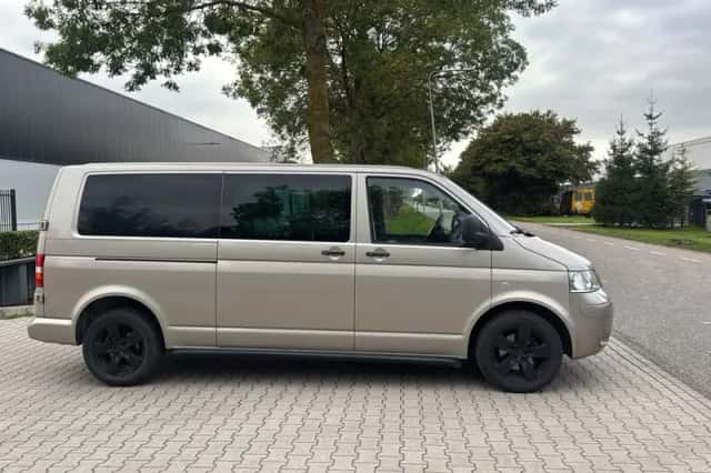Volkswagen Transporter (2008) thumbnail 4
