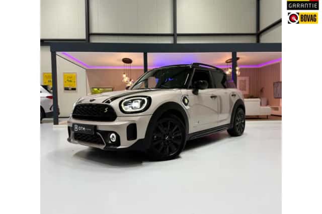 MINI Countryman (2022) thumbnail 1
