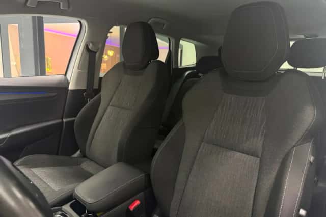 Škoda Karoq (2018) thumbnail 5