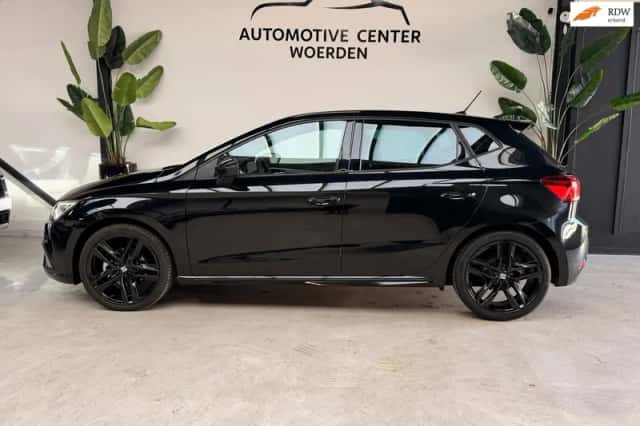 SEAT Ibiza (2024) thumbnail 4