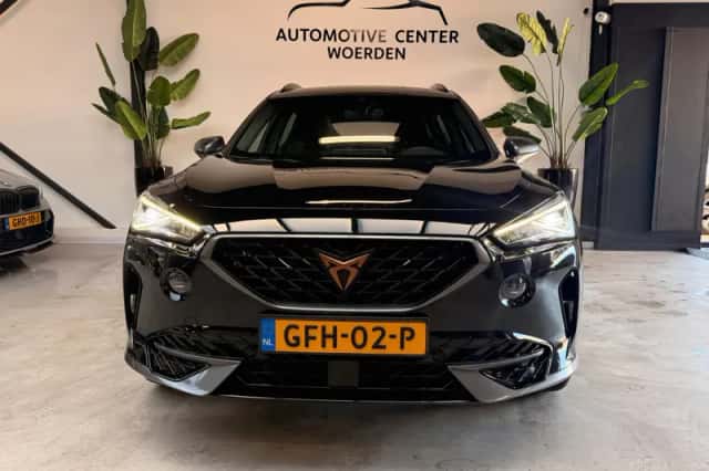 CUPRA Formentor (2023) thumbnail 2