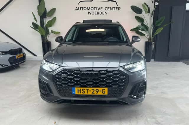 Audi Q5 Sportback (2021) thumbnail 2