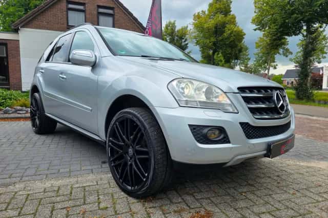 Mercedes-Benz ML-Klasse (2008) thumbnail 6