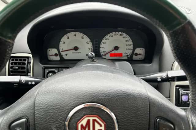 MG F (2000) thumbnail 6