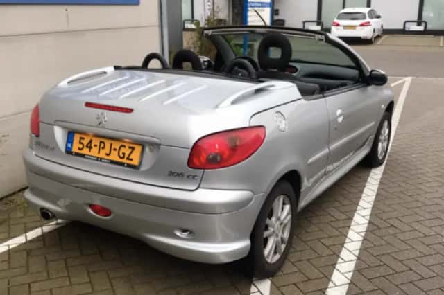 Peugeot 206 (2004) thumbnail 3