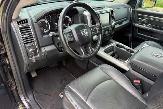 Dodge RAM (2016) thumbnail 2