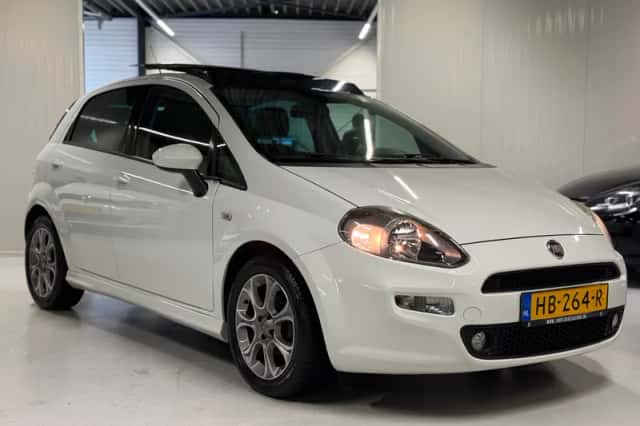 Fiat Punto (2015) thumbnail 4