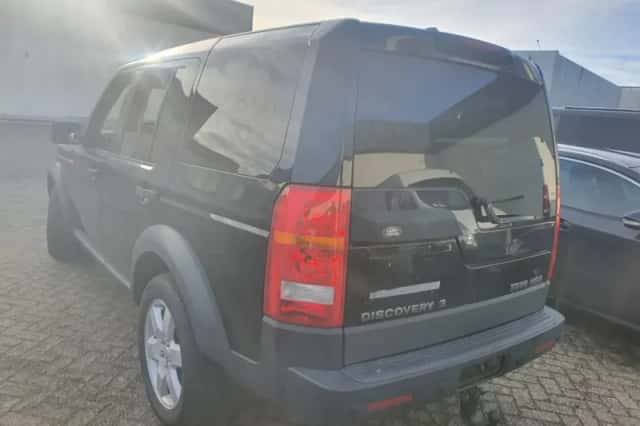 Land Rover Discovery (2006) thumbnail 4