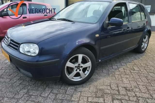 Volkswagen Golf (1999) thumbnail 1