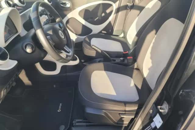 Smart Forfour (2014) thumbnail 6