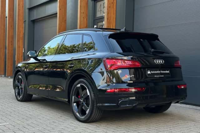 Audi Q5 (2018) thumbnail 5