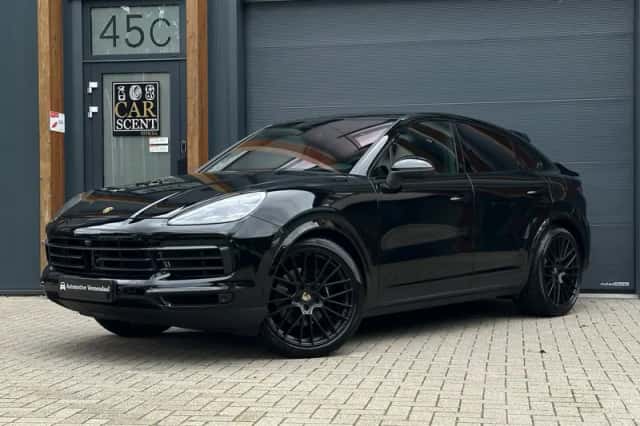Porsche Cayenne Coupé (2020) thumbnail 1