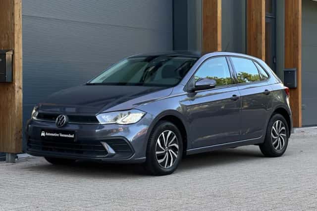 Volkswagen Polo (2022) thumbnail 3