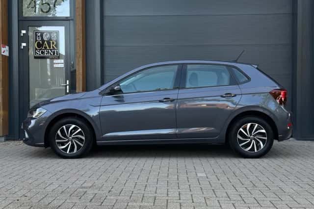Volkswagen Polo (2022) thumbnail 4
