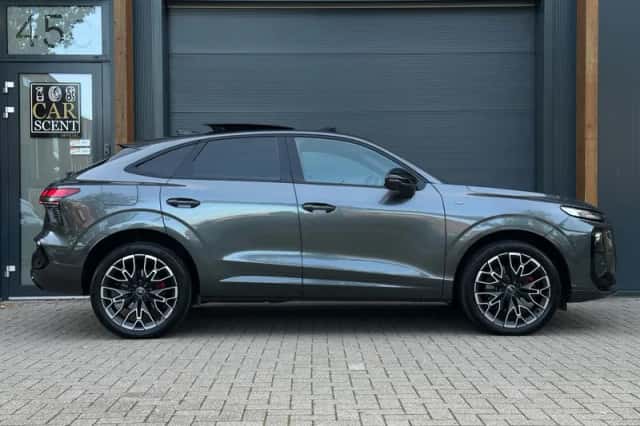 Audi Q3 Sportback (2025) thumbnail 4