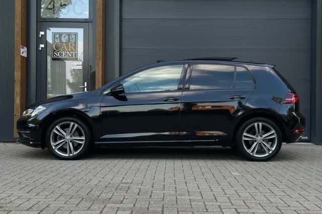 Volkswagen Golf (2019) thumbnail 6