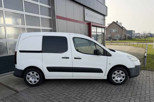 Peugeot Partner (2012) thumbnail 5