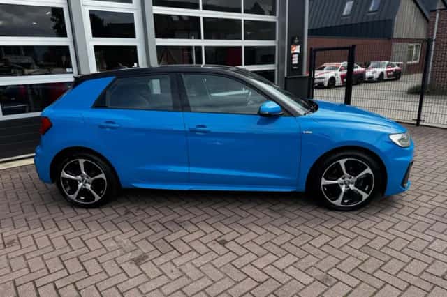 Audi A1 (2019) thumbnail 4