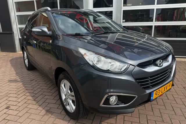 Hyundai ix35 (2010) thumbnail 3