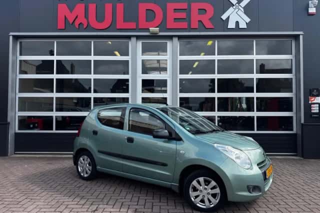 Suzuki Alto (2010) thumbnail 1