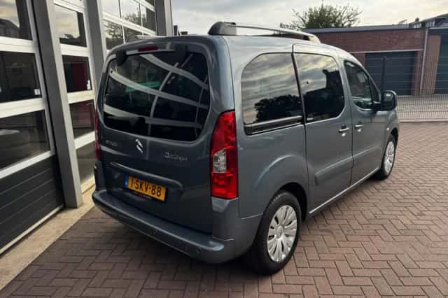 Citroën Berlingo (2010) thumbnail 5