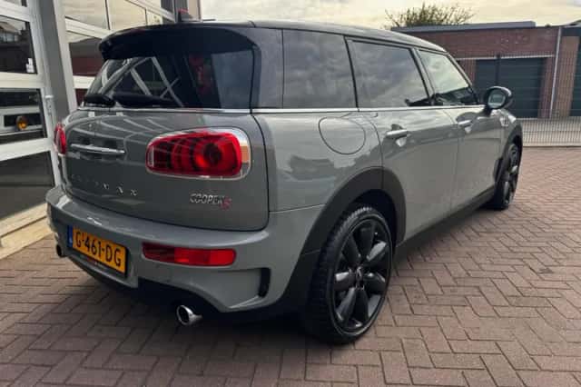 MINI Clubman (2016) thumbnail 5