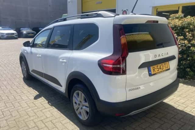 Dacia Jogger (2022) thumbnail 3