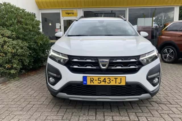 Dacia Jogger (2022) thumbnail 4