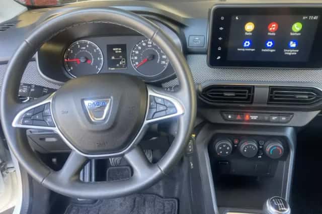 Dacia Jogger (2022) thumbnail 6