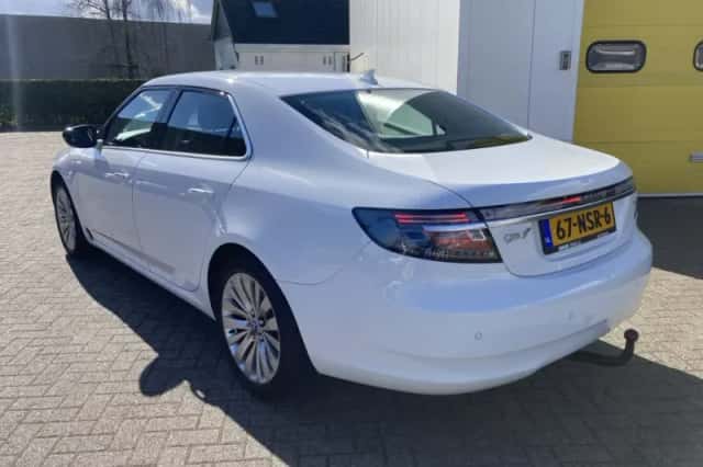Saab 9-5 (2010) thumbnail 3