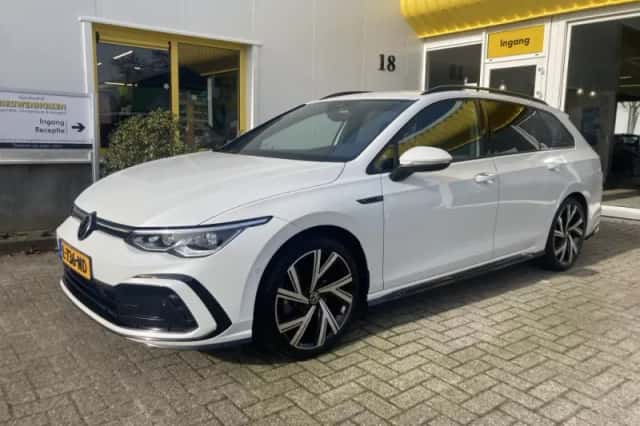Volkswagen Golf (2026) thumbnail 1