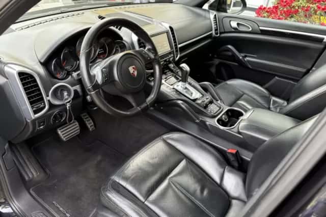 Porsche Cayenne (2026) thumbnail 6