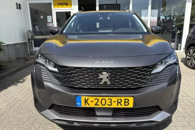Peugeot 3008 (2021) thumbnail 5