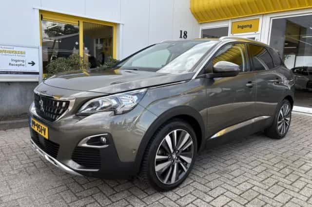 Peugeot 3008 (2017) thumbnail 1