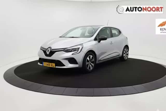 Renault Clio (2023) thumbnail 1