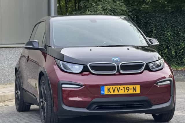 BMW i3 (2022) thumbnail 4