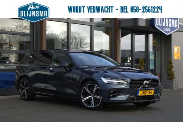 Volvo V60 (2023) thumbnail 1