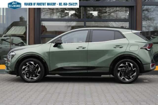 Kia Sportage (2023) thumbnail 4