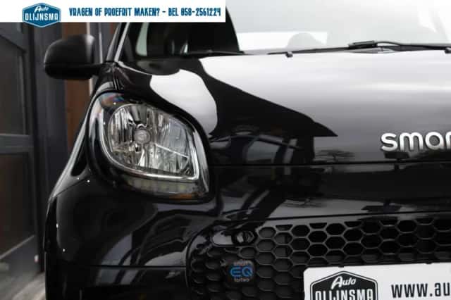 Smart EQ Fortwo (2022) thumbnail 5