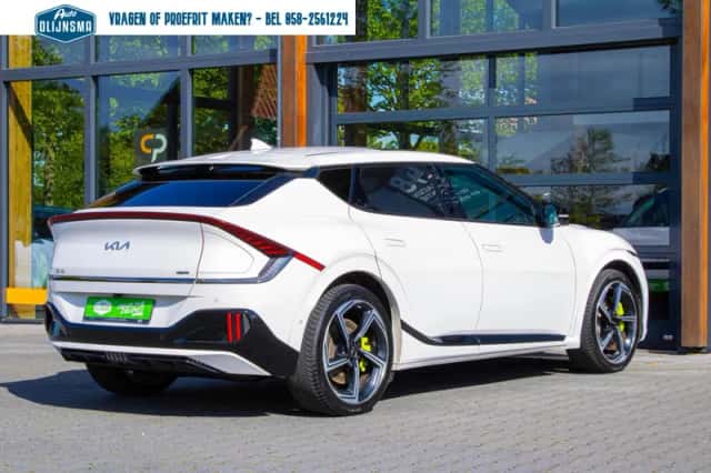 Kia EV6 (2024) thumbnail 4