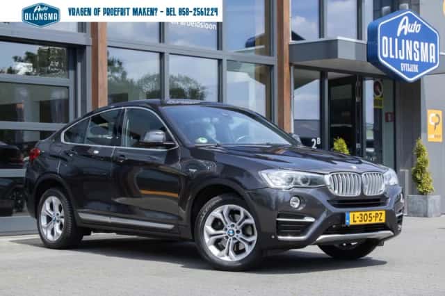 BMW X4 (2016) thumbnail 1