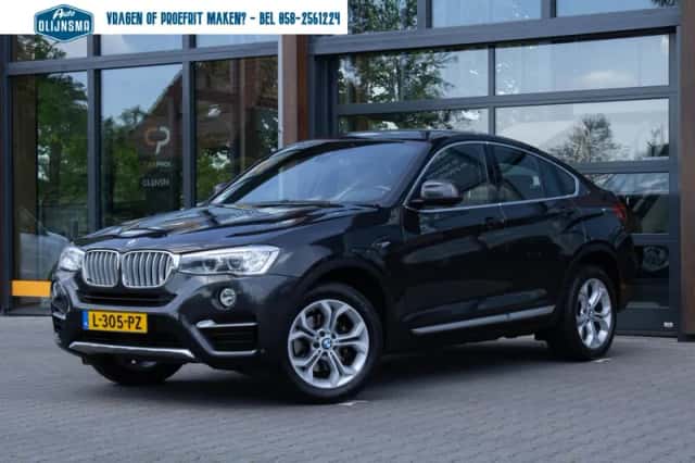BMW X4 (2016) thumbnail 3