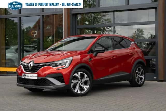 Renault Captur (2022) thumbnail 3