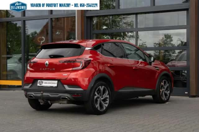 Renault Captur (2022) thumbnail 5