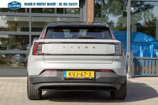 Volvo EX30 (2024) thumbnail 5