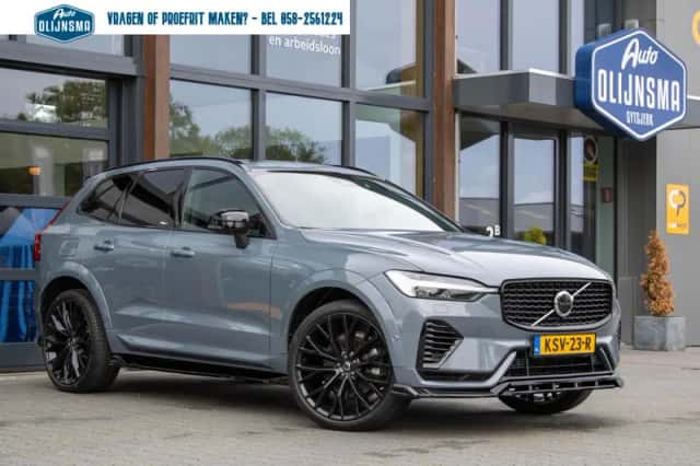 Volvo XC60 (2022) thumbnail 1