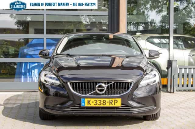 Volvo V40 (2019) thumbnail 2